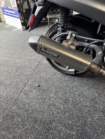 akrapovic uitlaat MP3 300 LT BJ 2011 TM 2019 beschikbaar voor biedingen