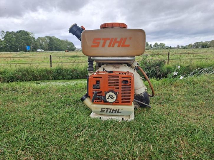 Stihl sr 400 rugnevelspuit/ vernevelaar., Tuin en Terras, Bladblazers, Gebruikt, Ruggedragen, Benzine, Ophalen of Verzenden