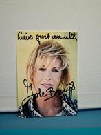 JOKE BRUIJS 1952-2025 ZANGERES-ACTRICE, Verzenden, Zo goed als nieuw, Foto of Kaart, Gesigneerd