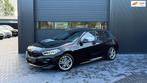 BMW 1-serie 118i M-Sport|Pano|Carplay|Trekhaak, Auto's, 136 pk, Gebruikt, Zwart, Leder