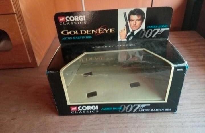 Corgi James Bond Aston Martin DB5 Goldeneye 96657 box 1995, Verzamelen, Speelgoed, Gebruikt, Ophalen of Verzenden