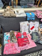 Veel nieuwe kleding Zie foto's bieden vanaf €200, Ophalen, Zo goed als nieuw