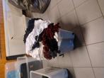 Doos vol kragen, handschoenen, maillot etc., Diversen, Sinterklaas, Ophalen, Gebruikt