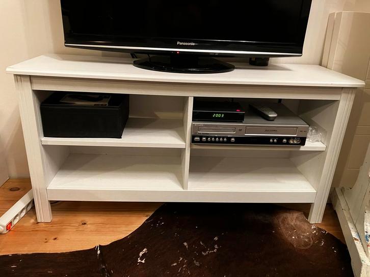 Witte Tv Meubel met Opbergruimte, Huis en Inrichting, Kasten | Televisiemeubels, Zo goed als nieuw, Minder dan 100 cm, 100 tot 150 cm