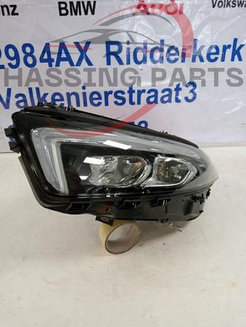 Mercedes A-Klasse W177 koplamp links A1779063805 beschikbaar voor biedingen