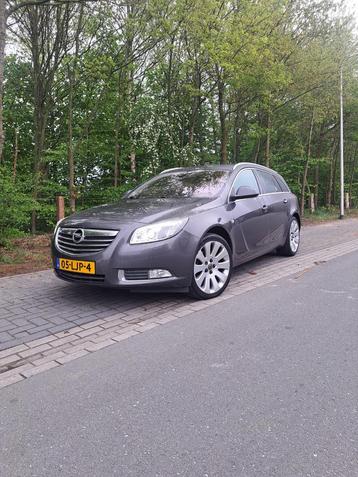 Opel Insignia 1.6 Turbo 132KW Sports Tourer 2010 Grijs beschikbaar voor biedingen