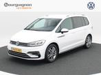 Volkswagen Touran 1.5 TSi 150 Pk Automaat R-Line 7-Pers | Tr, Auto's, 4 cilinders, 150 pk, 7 stoelen, Wit