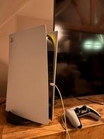 PS5 Digital + 2 Controllers, Ophalen of Verzenden, Zo goed als nieuw