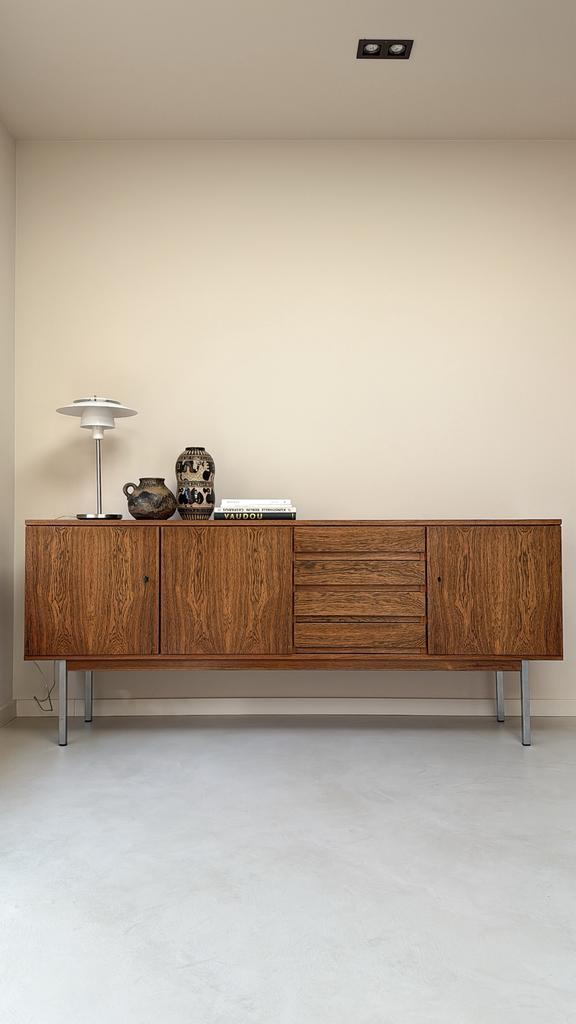 Vintage palissander dressoir / sideboard met deuren & lades, Antiek en Kunst, Antiek | Meubels | Kasten, Ophalen