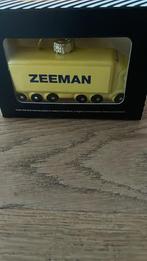 Kerstbal Zeeman vrachtwagen, Diversen, Kerst, Ophalen of Verzenden, Zo goed als nieuw