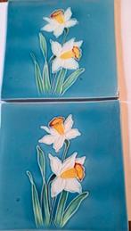 Twee hele mooie narcis tegels, Antiek en Kunst, Ophalen of Verzenden
