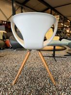 Showmodel Tonon Up Chair soft touch stoel wit Design Bureau, Huis en Inrichting, Stoelen, Wit, Nieuw, Ophalen of Verzenden, Eén