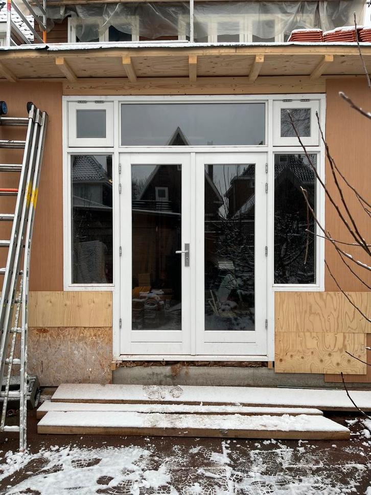 Melkmeisje Kozijn met openslaande deuren en zijlichten, Doe-het-zelf en Verbouw, Kozijnen en Schuifpuien, Gebruikt, Deurkozijn