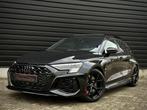 Audi RS3 Sportback 2.5 TFSI Quattro PANO|B&O|HUD|MEMORY|DESI, Auto's, Gebruikt, RS3, Zwart, Bedrijf