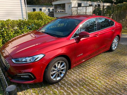Ford Mondeo 2.0 HEV 187pk 4d Ecvt 2020 Rood, Auto's, Ford, Particulier, Mondeo, ABS, Achteruitrijcamera, Adaptieve lichten, Adaptive Cruise Control