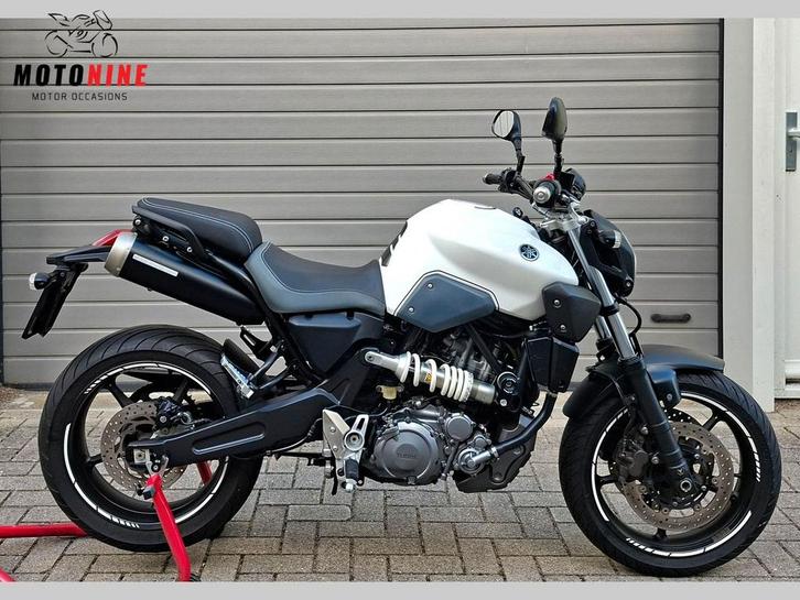 YAMAHA MT 03 (bj 2009), Motoren, Motoren | Yamaha, Bedrijf, Naked bike, 12 t/m 35 kW, Minimaal motorrijbewijs A2