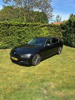 BMW 3-Serie 2.0IX 320 135KW Aut8 (f30) 2014 Zwart, Auto's, Automaat, Achterwielaandrijving, 4 cilinders, Zwart