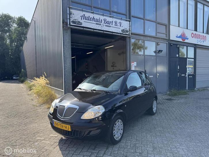 Lancia Ypsilon 1.2 Airco! Nieuwe APK! NAP Logisch!, Auto's, Lancia, Bedrijf, Te koop, Ypsilon, ABS, Airbags, Airconditioning, Alarm
