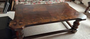 Salontafel hout beschikbaar voor biedingen
