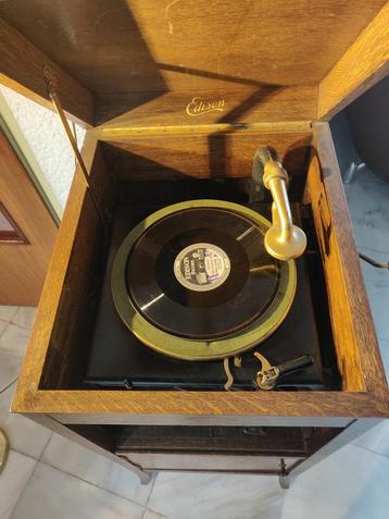 Edison Grammofoon 1916 (Spelend) beschikbaar voor biedingen