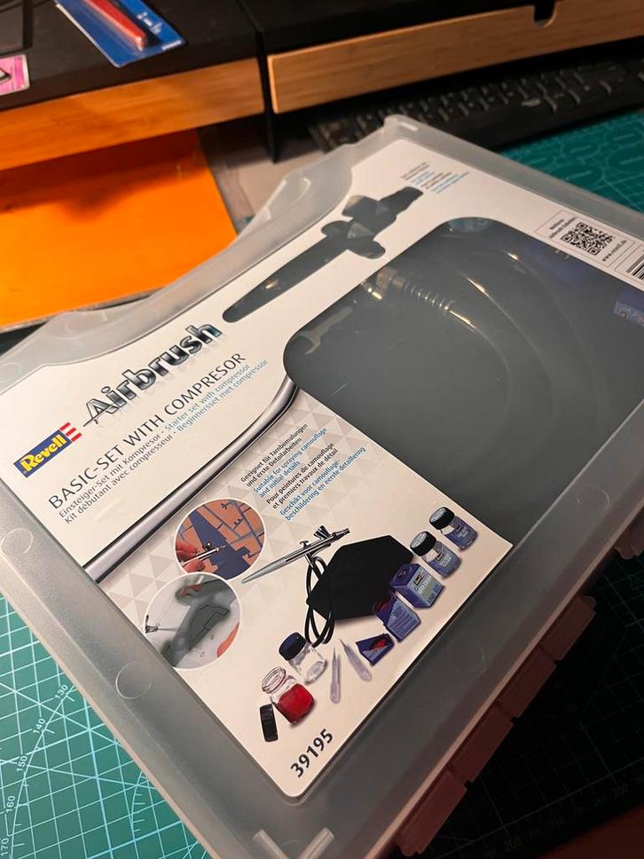 Revell Airbrush Basisset incl. compressor, Hobby en Vrije tijd, Modeltreinen | H0, Zo goed als nieuw, Ophalen of Verzenden