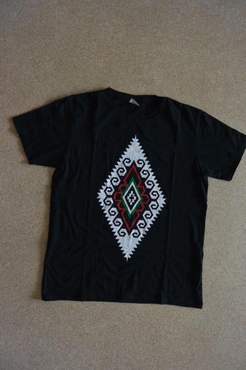 Marcelo Burlon t shirt M zwart zga nieuw, Kleding | Heren, T-shirts, Zo goed als nieuw, Maat 48/50 (M), Zwart, Ophalen of Verzenden