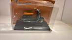 Vespa 150 px 1999 atlas 1.18, Hobby en Vrije tijd, Modelauto's | 1:18, Overige merken, Ophalen of Verzenden, A, A
