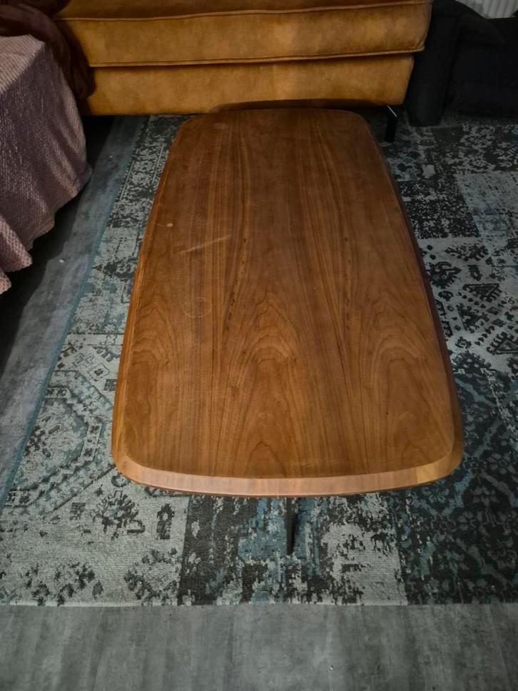 Karwei salontafel Floris walnoot 60120x30 – nette staat, Huis en Inrichting, Tafels | Salontafels, Gebruikt, Minder dan 50 cm