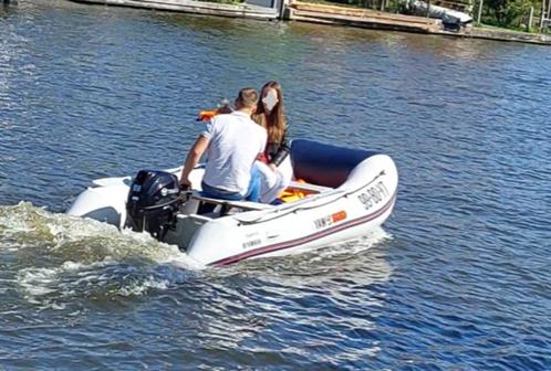 Ideaal voor op vakantie.... Rubberboot met buitenboordmotor, Watersport en Boten, Rubberboten, Zo goed als nieuw, Yamaha, Aluminium