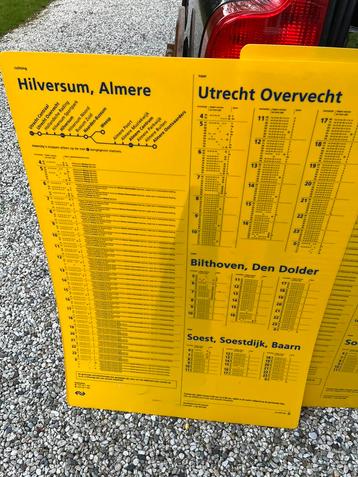 Vertrekstaten treinborden ns utrecht centraal beschikbaar voor biedingen