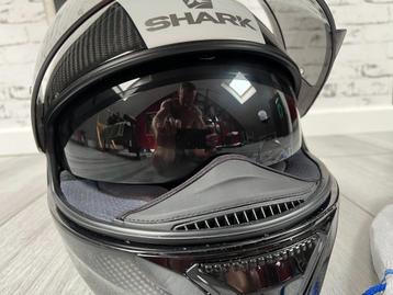 Shark helm full carbon beschikbaar voor biedingen