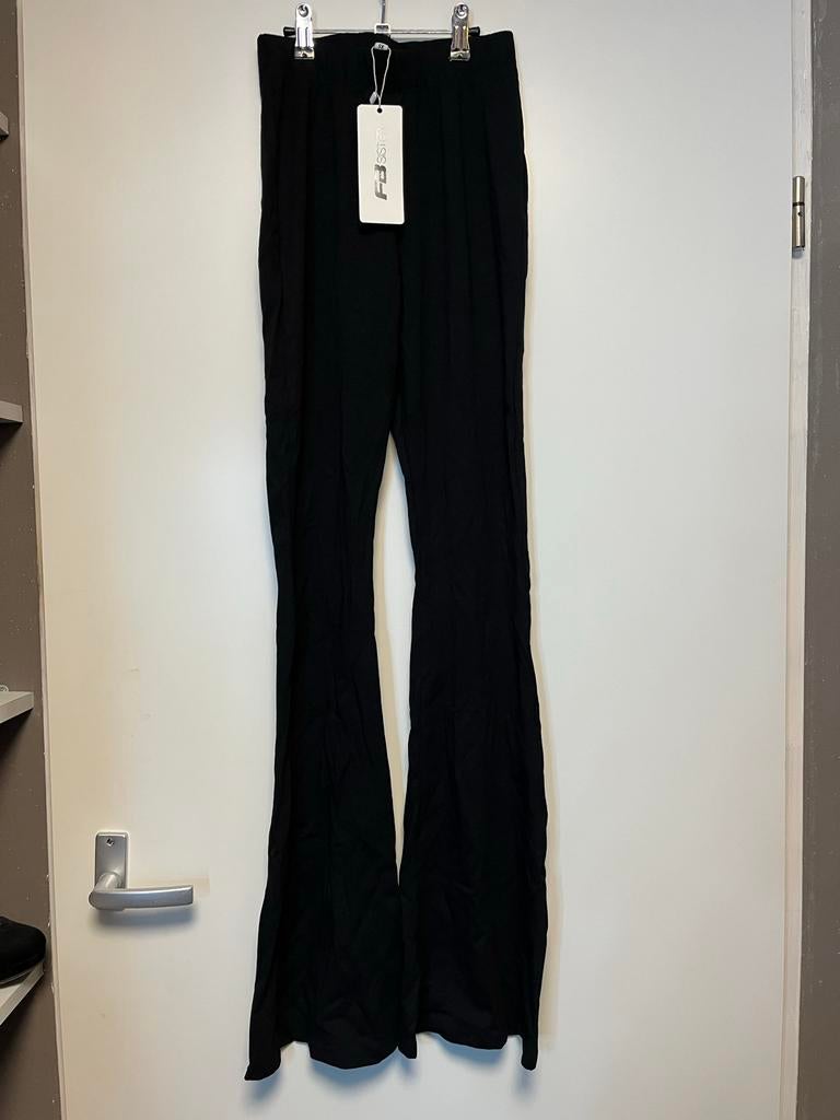 Nieuwe stretchy flared broek met elastiek - Maat XS, Zwart, Nieuw, Ophalen of Verzenden, Maat 34 (XS) of kleiner