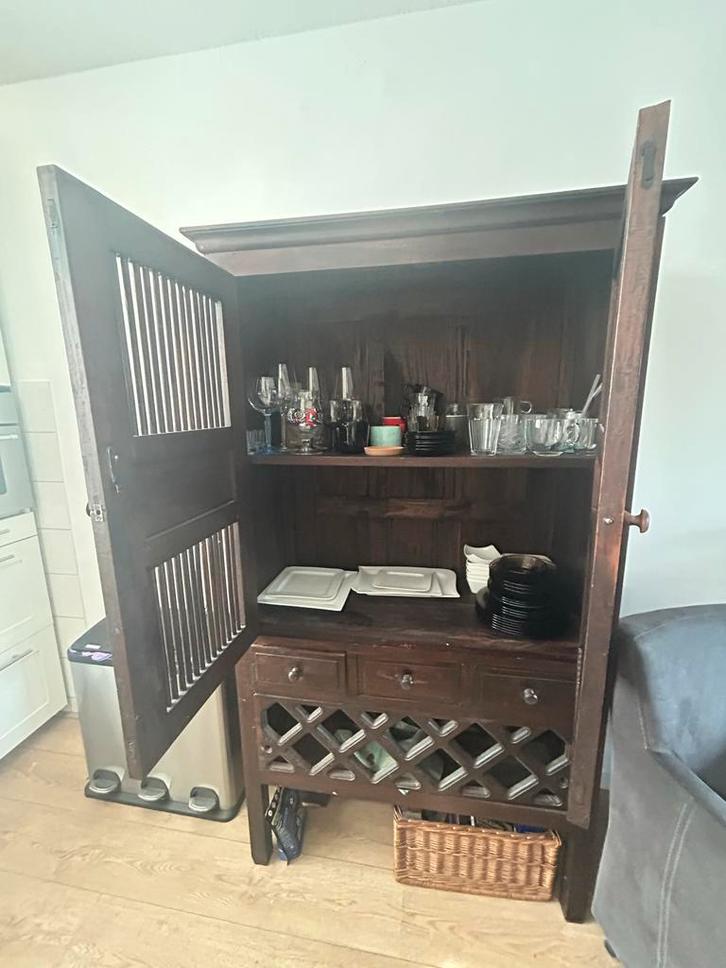 Buffetkast met wijnrek - Wegens verbouwing, Huis en Inrichting, Kasten | Buffetkasten, Gebruikt, 150 tot 200 cm, 100 tot 150 cm
