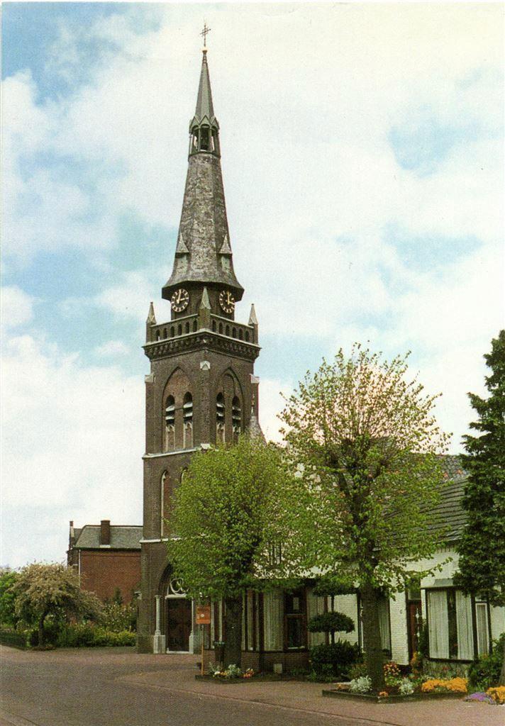 Oploo, R.K. Kerk - ongelopen, Verzamelen, Ansichtkaarten | Nederland, Ongelopen, Noord-Brabant, Voor 1920, Ophalen of Verzenden