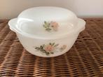 France Vintage Arcopal ovenschaal met deksel, Huis en Inrichting, Keuken | Servies, Ophalen of Verzenden, Zo goed als nieuw, Schaal of Schalen