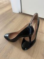 Guess zwarte pumps, Ophalen, Guess, Zwart, Zo goed als nieuw