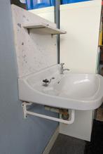 Vintage wastafel met kraan en marmeren spatwand en planchet, Ophalen, Gebruikt, Wastafel