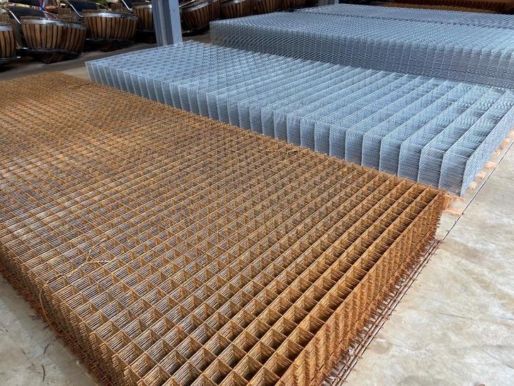 beton matten / bouwstaal matten      Gaaspaneel, Doe-het-zelf en Verbouw, IJzerwaren en Bevestigingsmiddelen, Nieuw, Overige typen