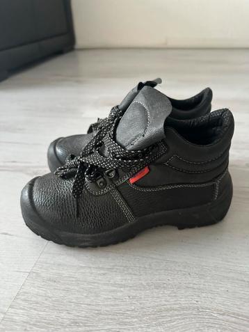 Zwarte Werkschoenen - Maat 36 beschikbaar voor biedingen
