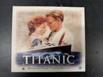 Titanic VHS videoband met filmstrip en grote filmkaarten, Ophalen of Verzenden, Zo goed als nieuw, Overige formaten