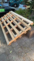 2x grote pallets 50,- statiegeld van Bouwmaat, Ophalen, Zo goed als nieuw, Minder dan 200 cm, Pallet