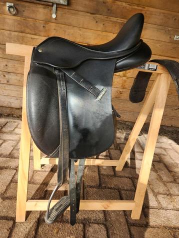 Wintec 500 Pony 15 inch beschikbaar voor biedingen