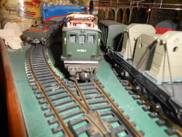 Roco 4130 Elektrische locomotief E 144/5 van de DB, Hobby en Vrije tijd, Modeltreinen | H0, Zo goed als nieuw, Locomotief, Gelijkstroom