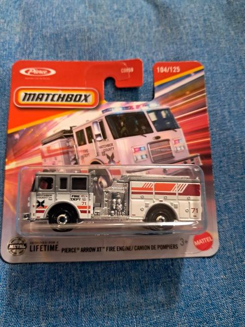 Matchbox Pierce Arrow XT Fire Engine nieuw in ovp, Hobby en Vrije tijd, Modelauto's | Overige schalen, Nieuw, Ophalen of Verzenden