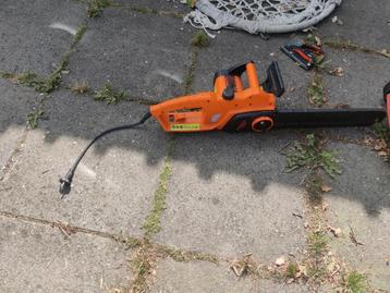 Kibani kettingzaak beschikbaar voor biedingen