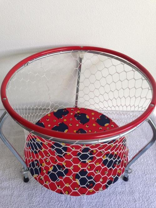 💗Leuke Vintage POPPENBOX & POPPENPOTJE uit de jaren 70/80., Verzamelen, Poppen, Zo goed als nieuw, Accessoires, Ophalen of Verzenden