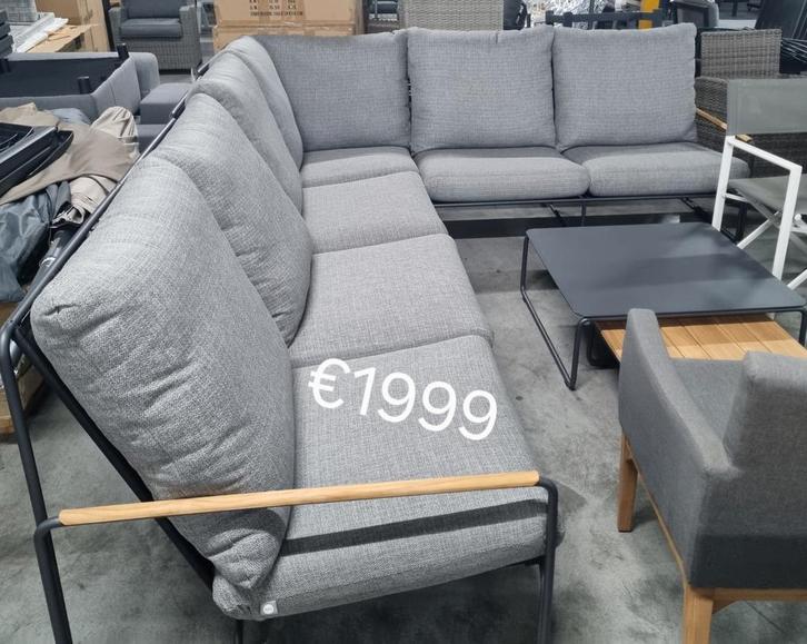 SUNS SUNS MERANO LOUNGESET KOST ELDERS €4750 nu €1999, Tuin en Terras, Tuinmeubel-accessoires, Nieuw, Ophalen