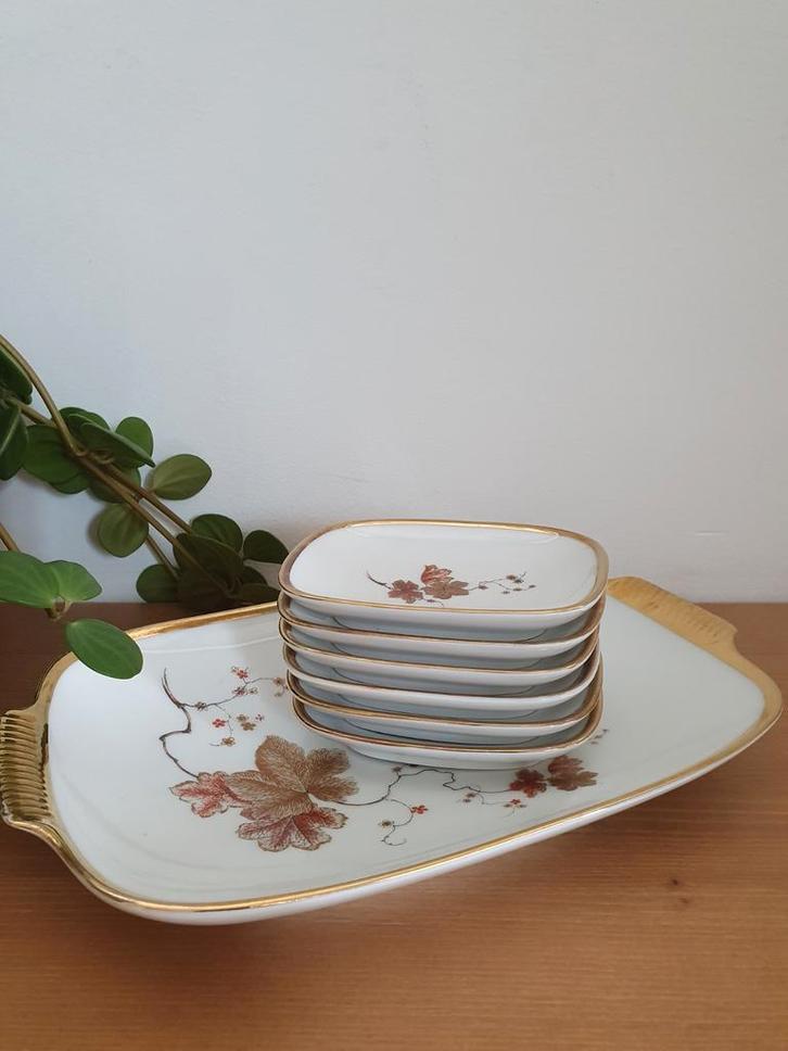 Vintage Serveerset met Gouden Details, Antiek en Kunst, Antiek | Servies compleet, Ophalen of Verzenden