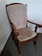 Beige Fauteuil met eiken hout grootmoeders vintage stoel, Gebruikt, Ophalen of Verzenden, Stof, 50 tot 75 cm