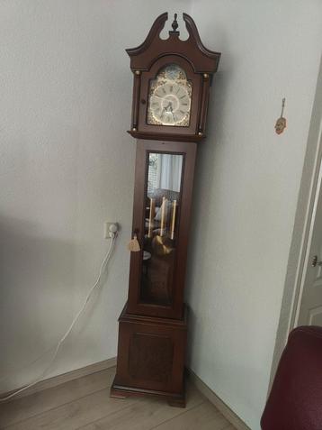 Westminster Staande Klok beschikbaar voor biedingen